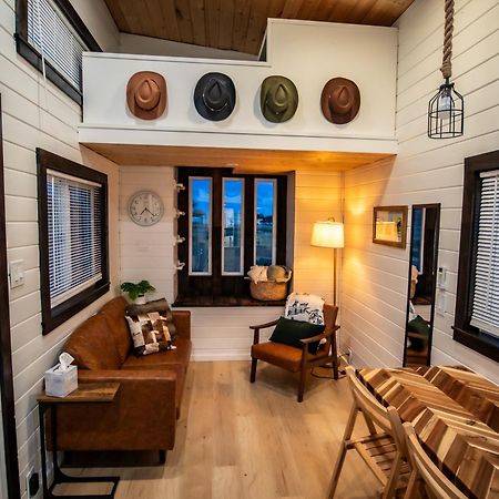 Unique Tiny Home Minutes From Downtown Ellensburg Exterior photo